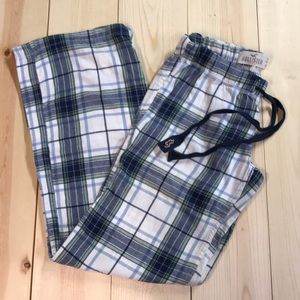 Hollister plaid pj pants size small